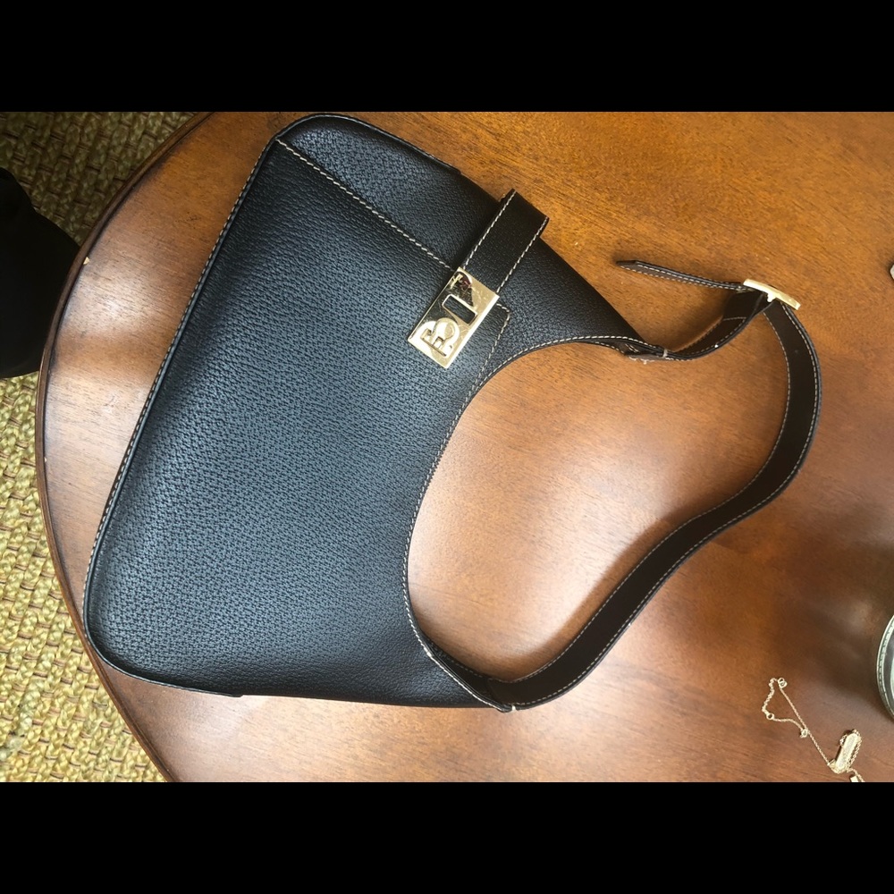 salvatore ferragamo AQ-21 1346